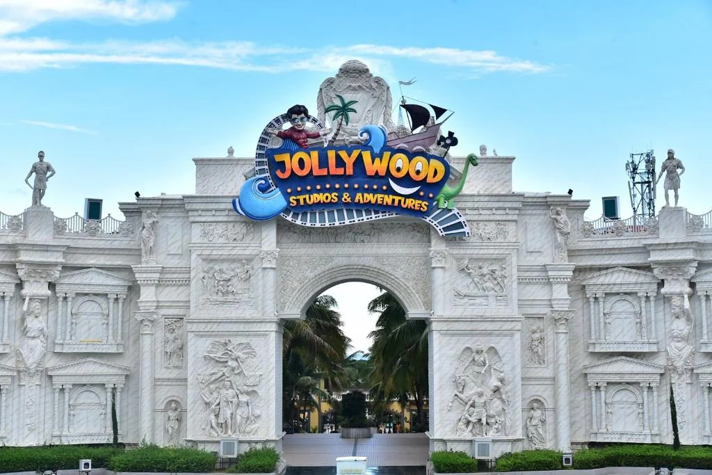 Bangalore to Jollywood Adventure Park cab family trip