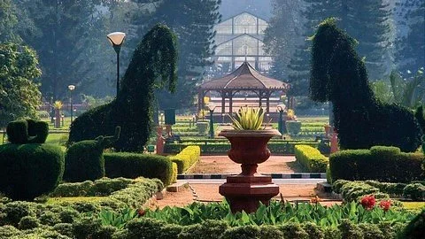Lalbagh Botanical Garden Bangalore — Glass House and 240-acre tropical garden