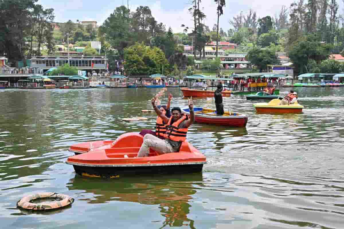 Ooty Lake boating