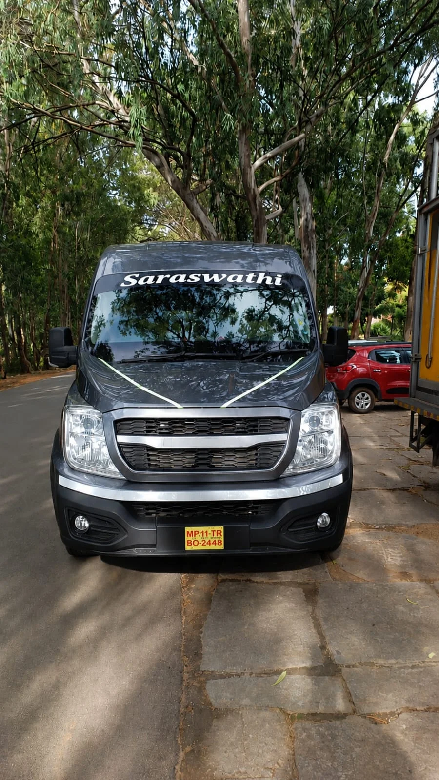 Force Urbania 16 seater exterior front view Bangalore