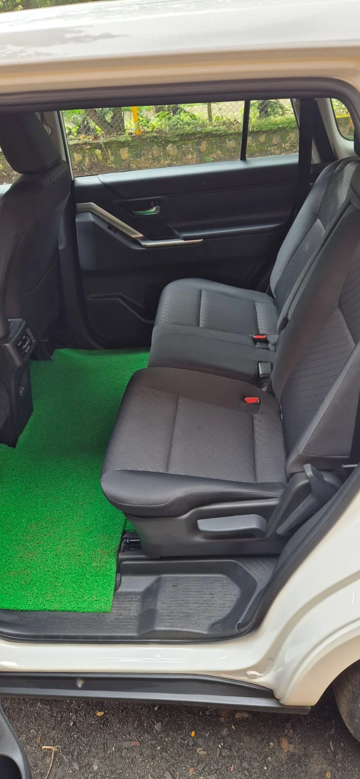 Innova Crysta 6+1 seater interior – cab hire Bangalore