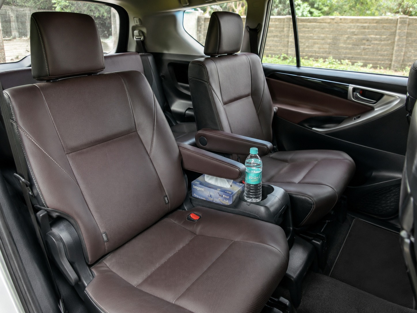 Innova Crysta boot luggage space airport transfer
